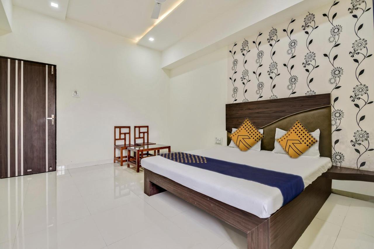 Spot On 62545 Sai Resort Hingoli Exterior foto
